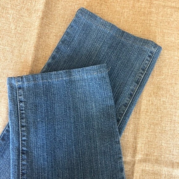 NYDJ Straight Leg Medium Wash Jeans Denim Petite 6P - Picture 10 of 10
